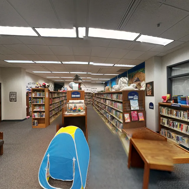 Kouts Public Library