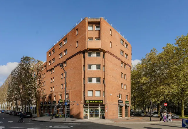 B&B HOTEL Lille Roubaix Centre Grand-Place