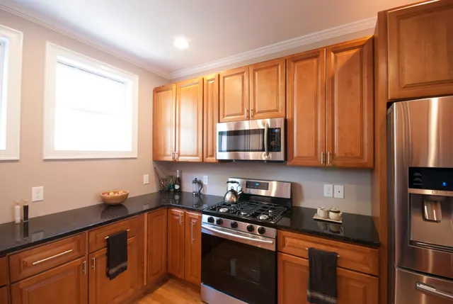 Hastone Cabinetry and Countertops