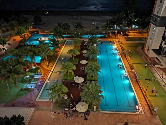 Timurbay Seafront Residence (Seaview From Bed & Balcony)