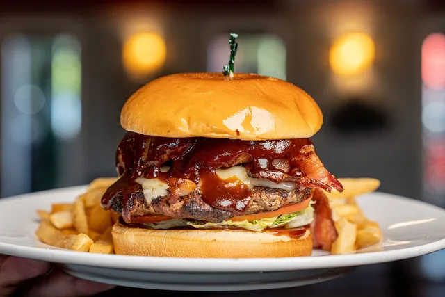 Kely's Crepes & Burgers