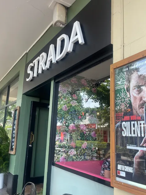 Strada Cafe/Restaurant