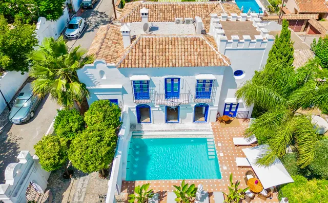 THE PEARL B&B - Marbella