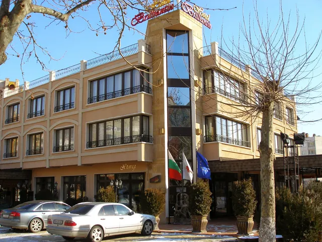 HOTEL BRILLIANTINE