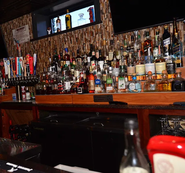 Top Shelf Bar & Grill