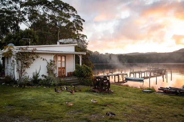 Captain’s Rest—voted Tasmania’s best stay, offering luxury accommodation in Strahan.