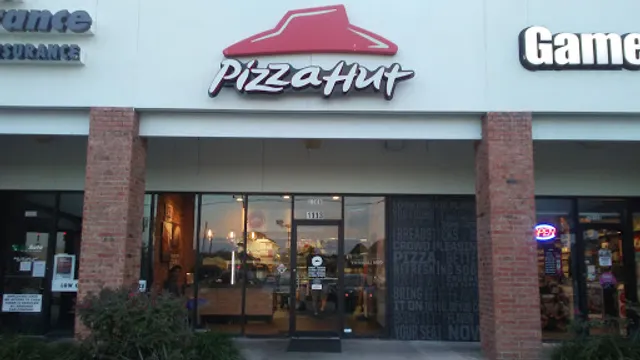 Pizza Hut