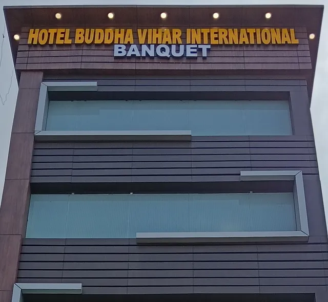 Hotel Buddha Vihar International