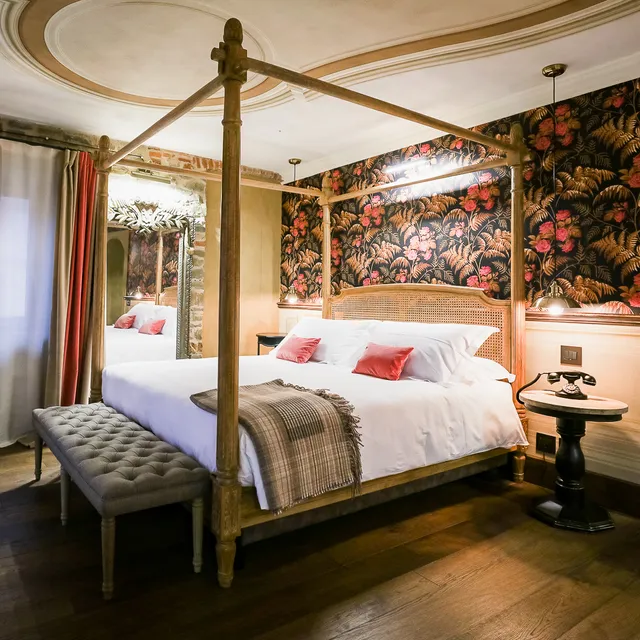 La Piazzetta Degli Artisti