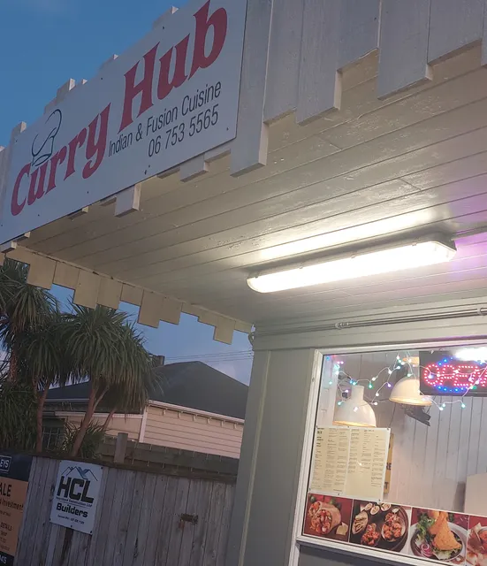 CURRY HUB INDIAN Cuisine fusion, burger