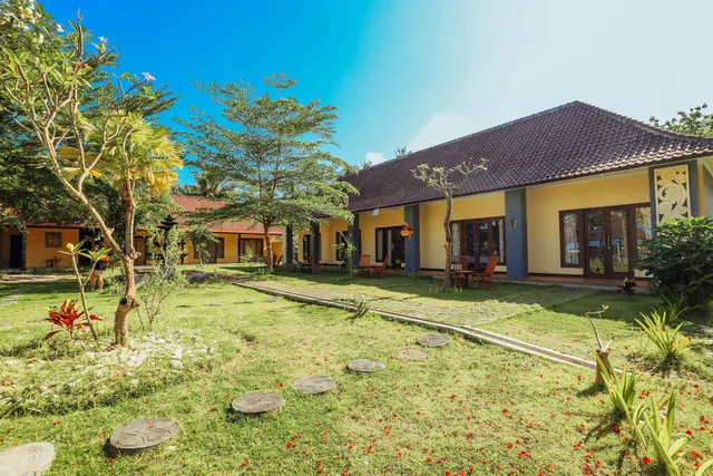 Grand Ball Beach Garden