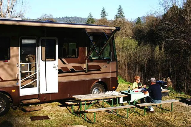 High Sierra RV & Mobile Park