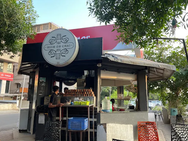 High On Chai, Thaltej