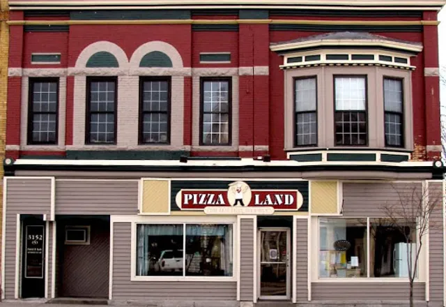 Pizza Land - Caledonia