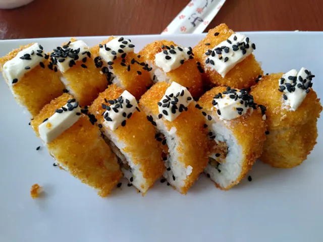 Maki Roll