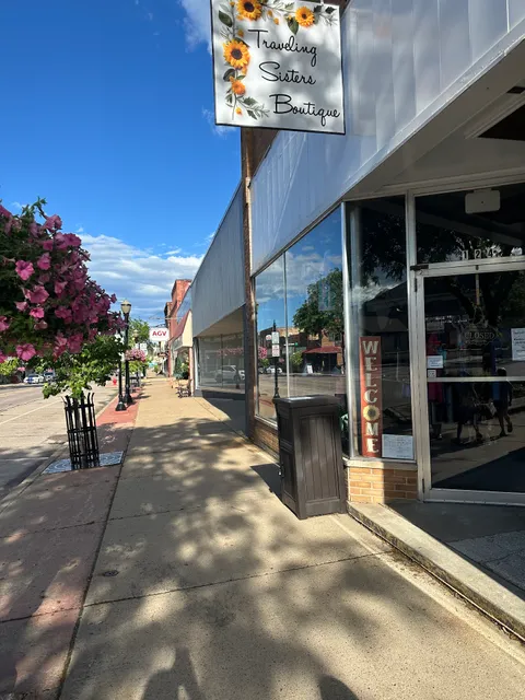 Traveling Sisters Boutique