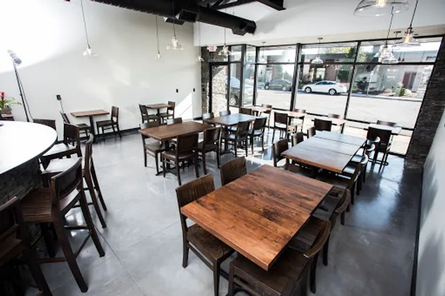 Piatto Neapolitan Pizzeria