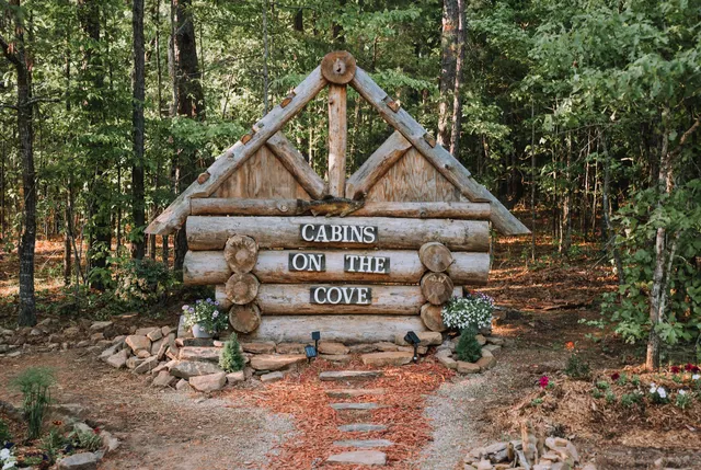 Cabins On the Cove Resort