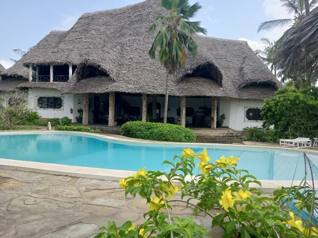 Sunny garden rooms Watamu