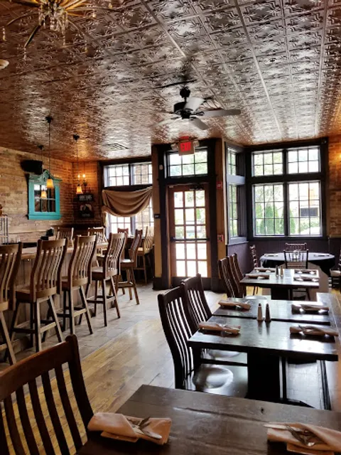 National Public House