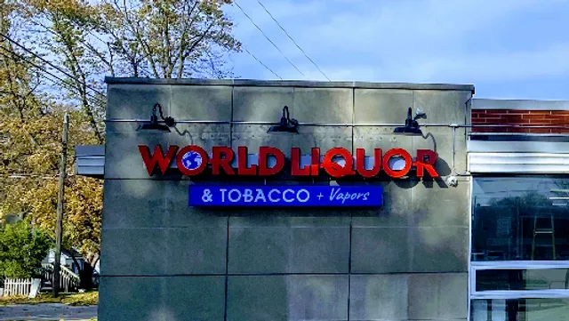 World Liquor & Tobacco + Vapors ADEL