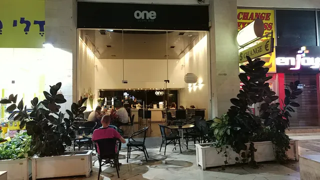 One Sushi Bar