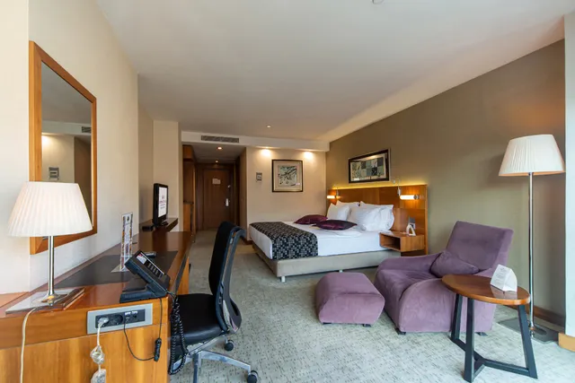 Crowne Plaza Istanbul - Harbiye by IHG