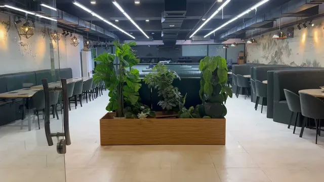 1967 Chinese restaurant