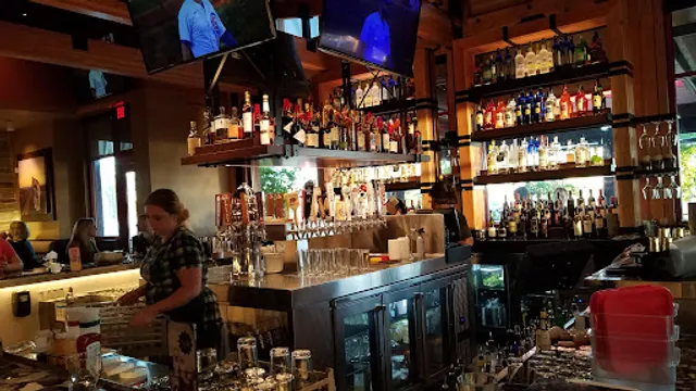 Lazy Dog Restaurant & Bar