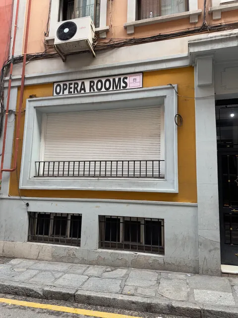 Opera Rooms