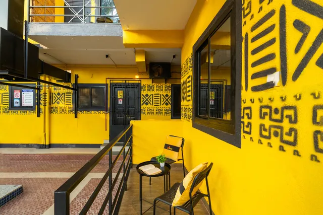 Whoopers Boutique Morjim