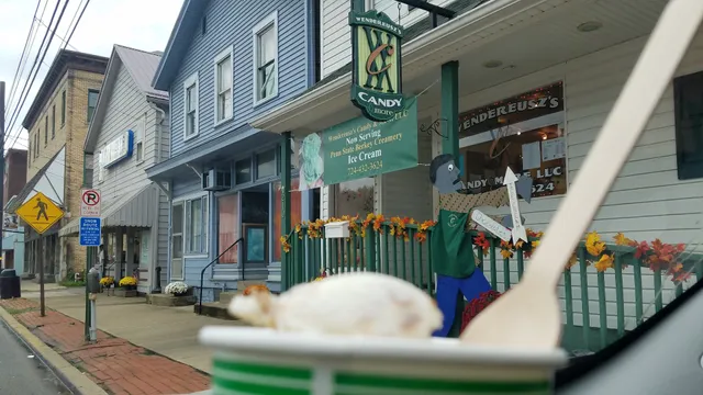 Wendereusz's Candy & More LLC