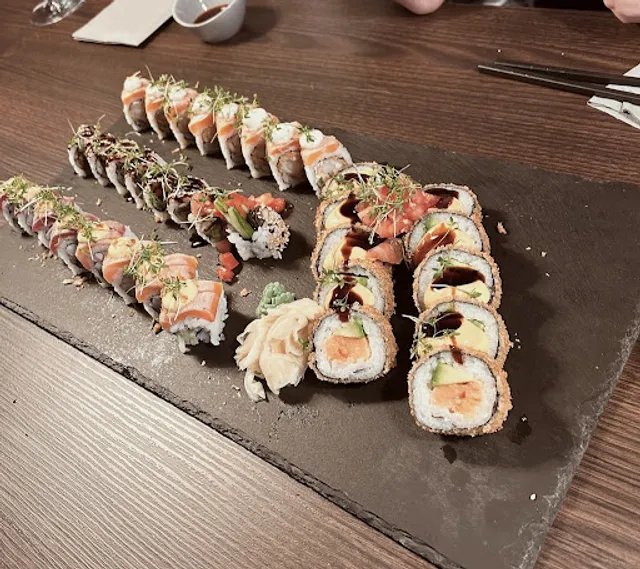 Kiyomi Sushi Bar