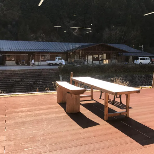 レストラン車留満 (しゃるまん)道の駅 杉原紙の里・多可