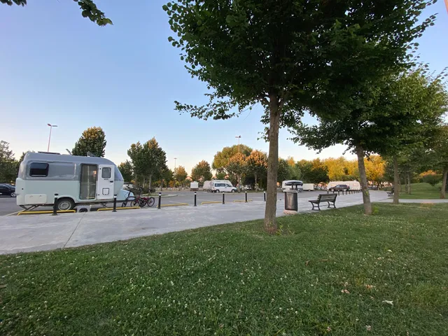 Küçükyalı Karavan Parkı