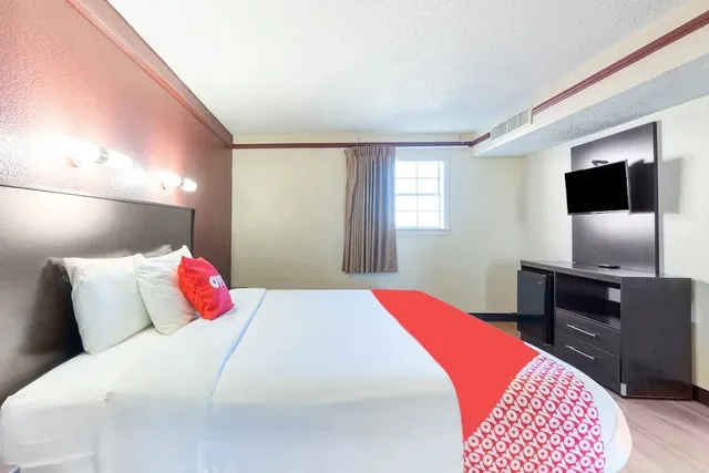 Airport inn & suites