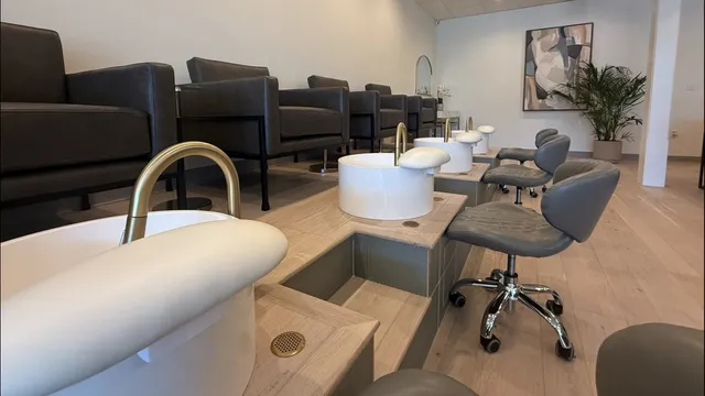 eMarie - Boutique Nail Salon - Habersham Village