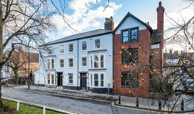 City Apartments - The Old Hotel