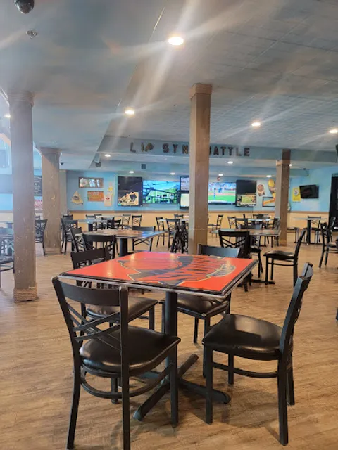 No Worries Sports Bar & Grill