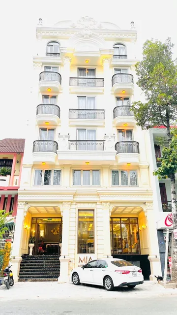 Mia Hotel (Feliz Hotel Binh Duong)