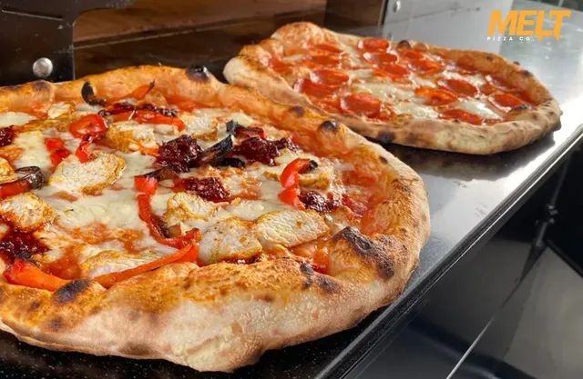 Melt Pizza