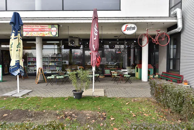 Olajbogyó Kis Bisztró