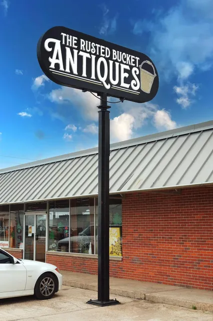The Rusted Bucket Antiques