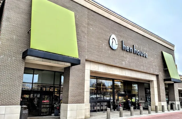 The Noshery @ Hen House Market