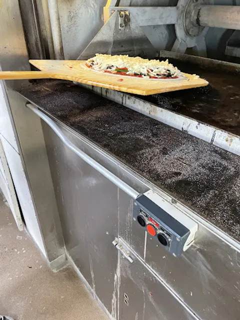 Charlie Fox's Pizzeria