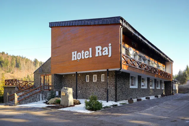 Hotel RAJ