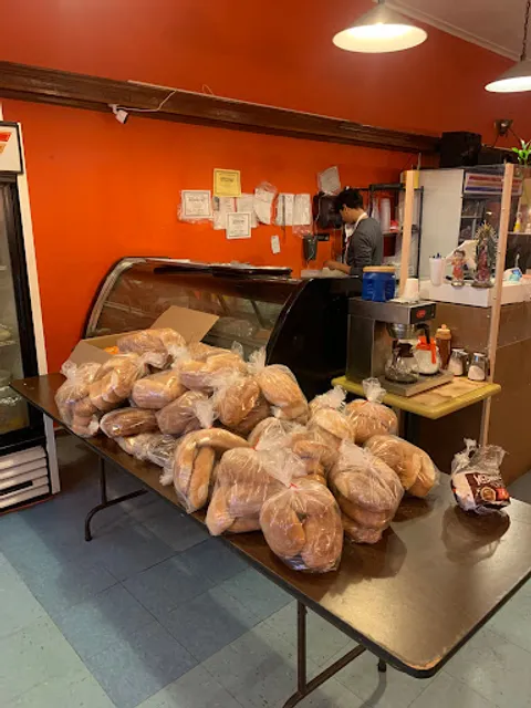 Restaurant y Panaderia el Castillo