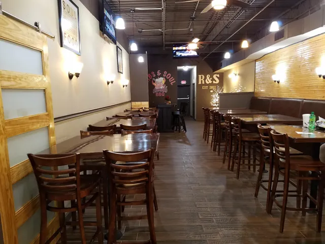 Country Club Hills Plaza Shopping Center