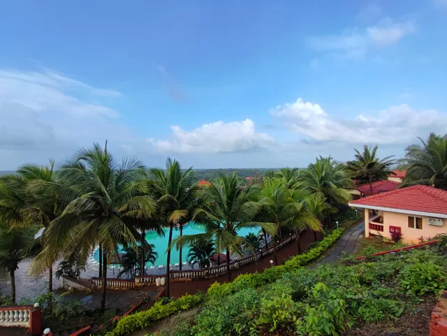 Indismart Woodbourne Resort