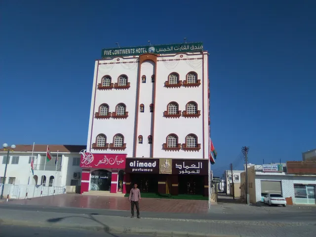 FIVE CONTINENTS HOTEL